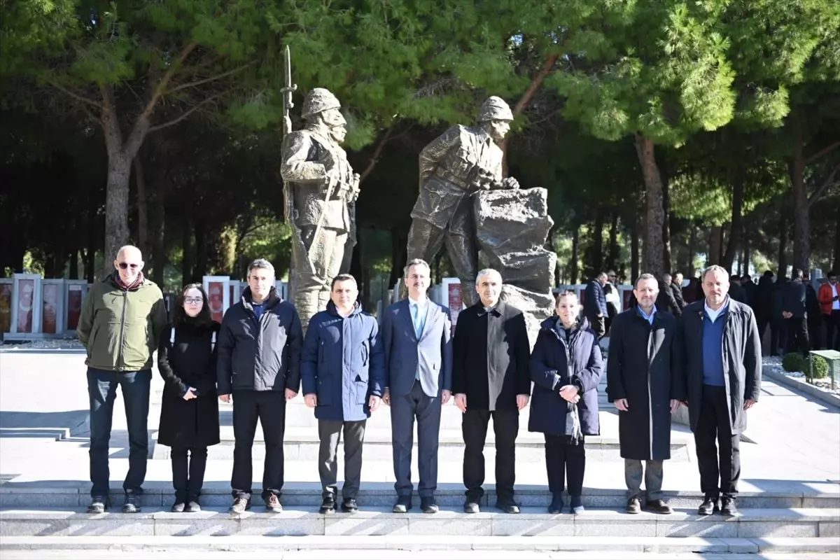 Savunma Sanayii Başkanı Haluk Görgün, Gelibolu Tarihi Alan’ı ziyaret etti